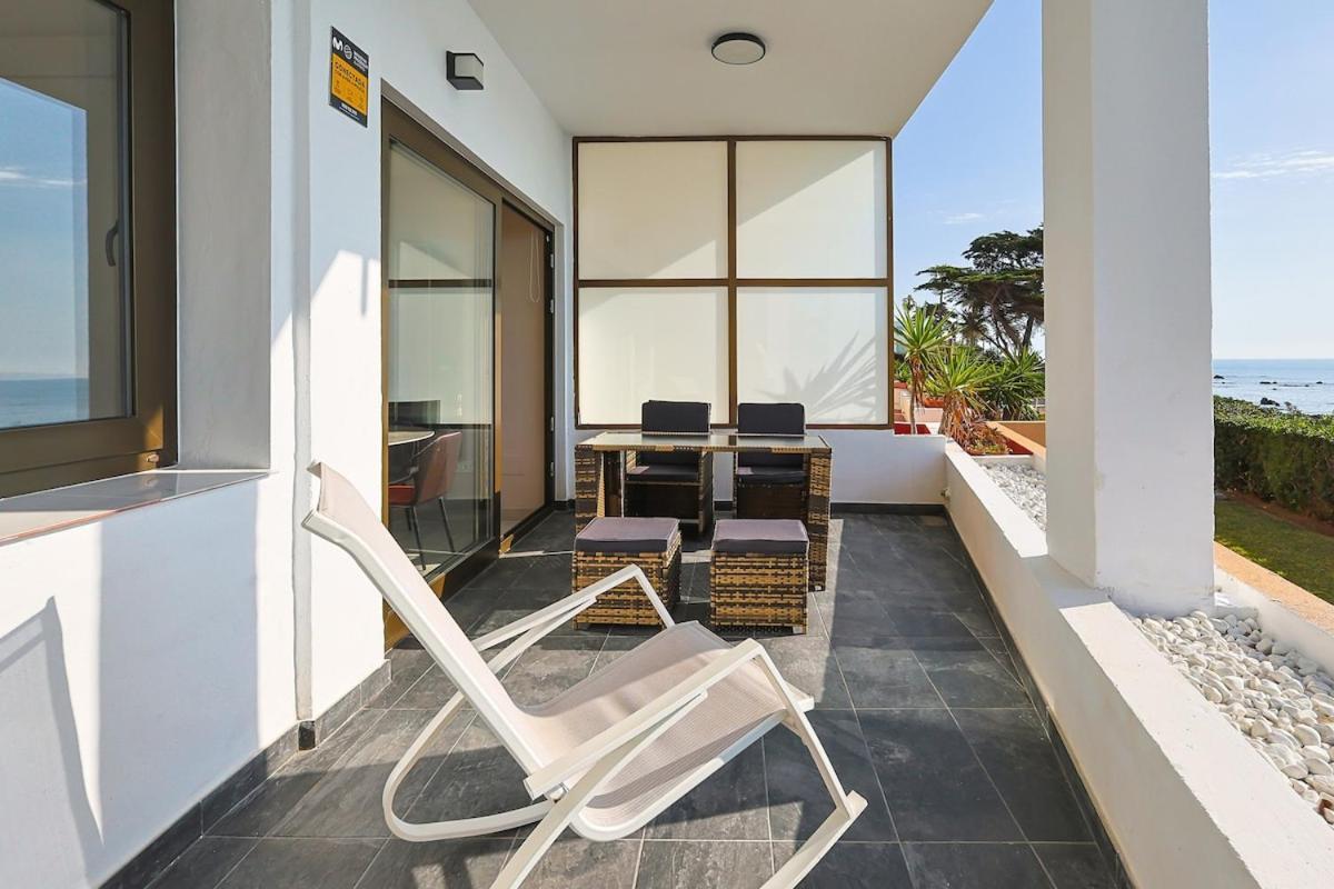 Apartamento Beachfront With Terrace And Pool